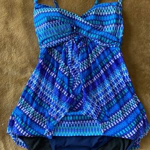 Profile by Gottex flyaway bathing suit size 12